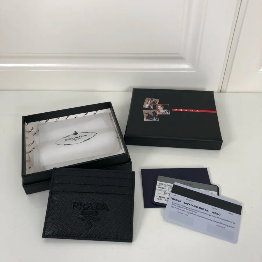 P Brand Black Large Letter Series Card Holder