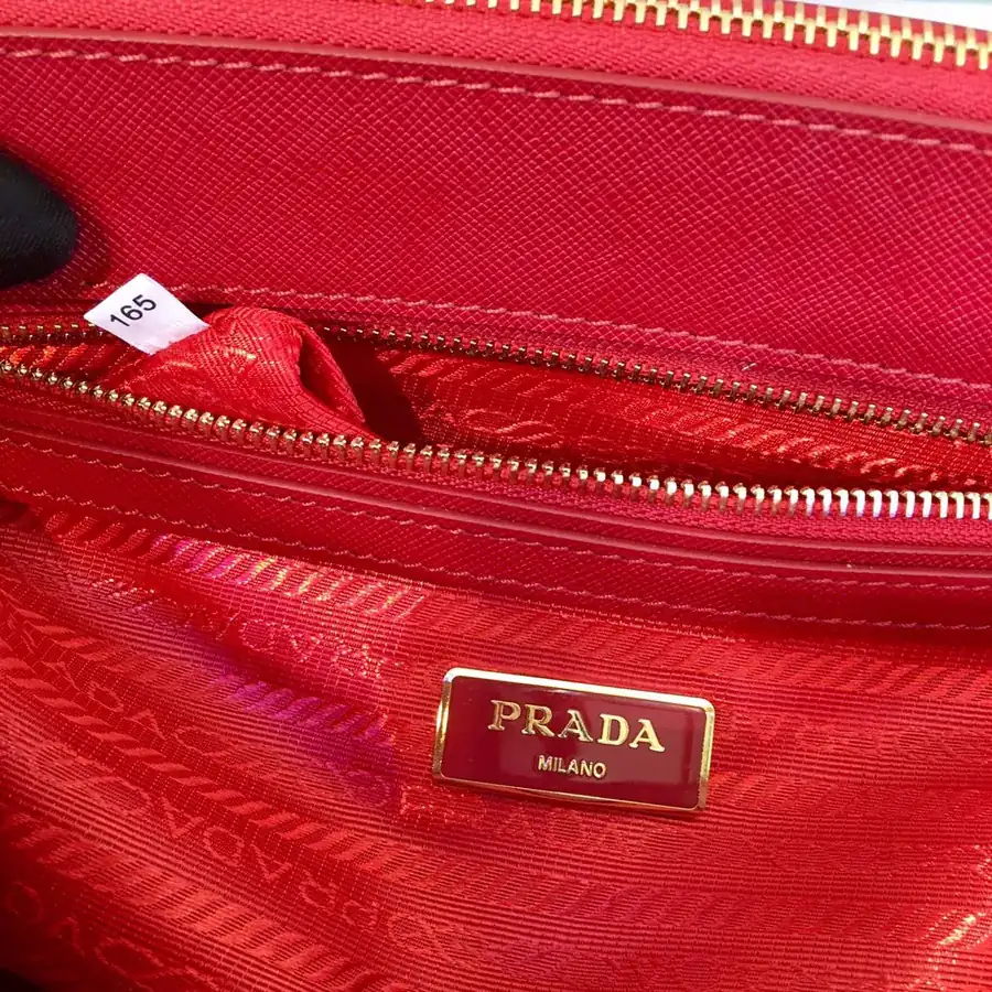 Classic Bestseller 1BA863 Galleria Handbag