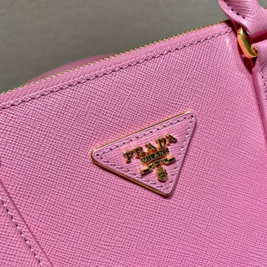 Classic Galleria Handbag in New Color