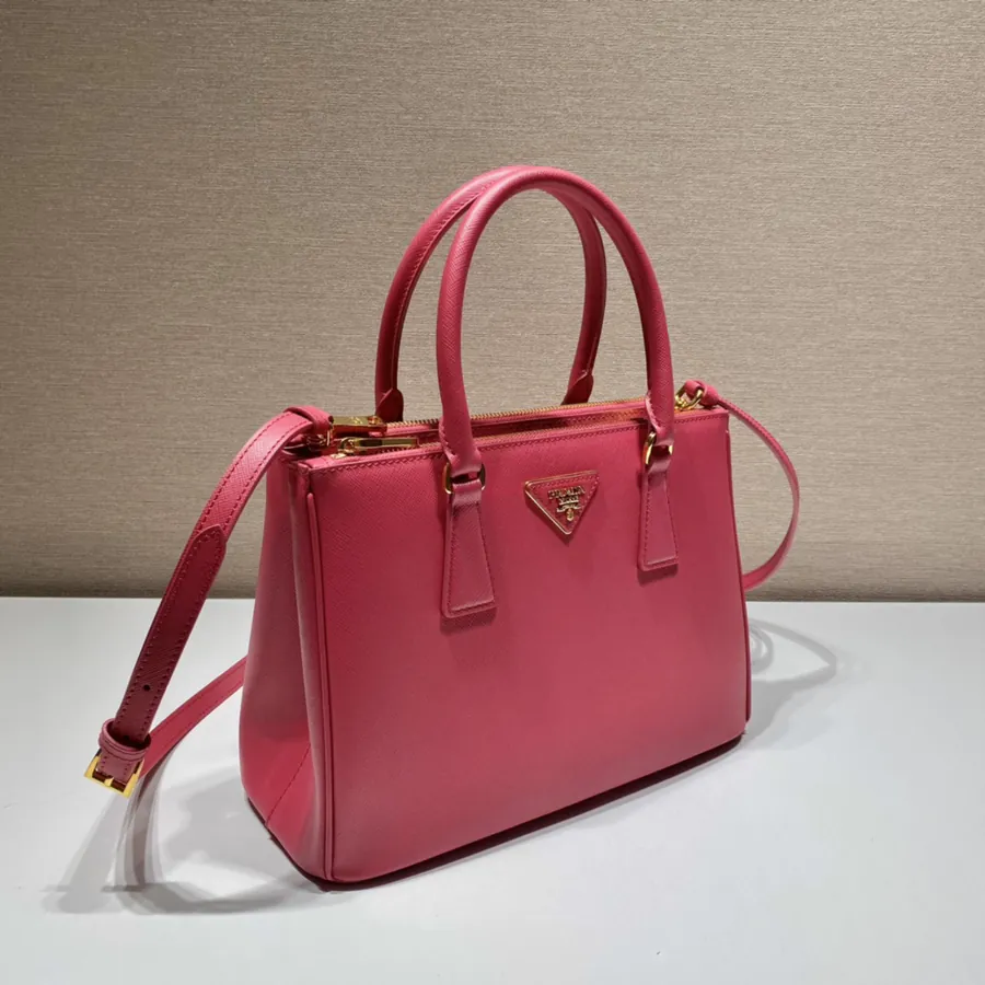 Classic Bestseller 1BA863 Galleria Handbag