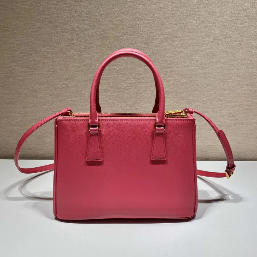 Classic Bestseller 1BA863 Galleria Handbag