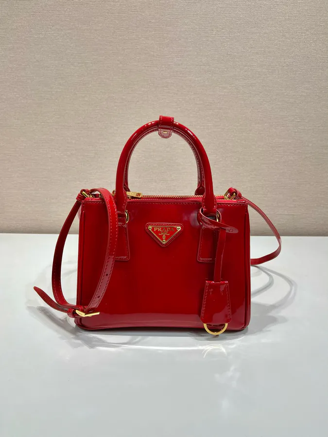 Mini Killer 1BA906 Glossy Leather Handbag