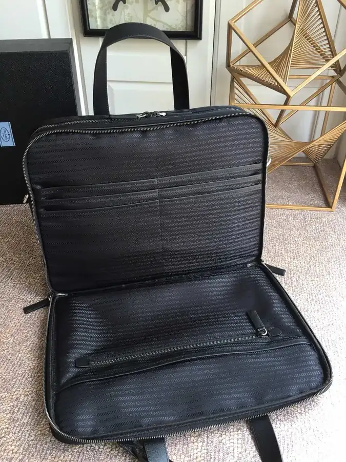 P Family New Men's Bag 2VE407 Black
