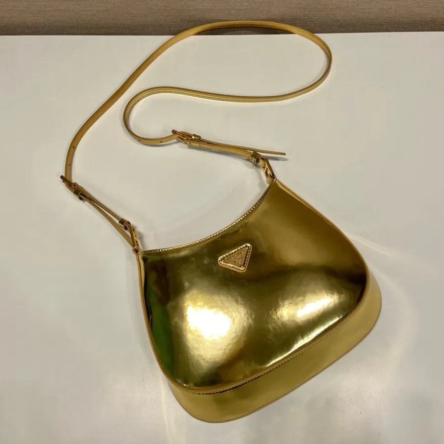 Cheo Shoulder Bag with Adjustable Straps