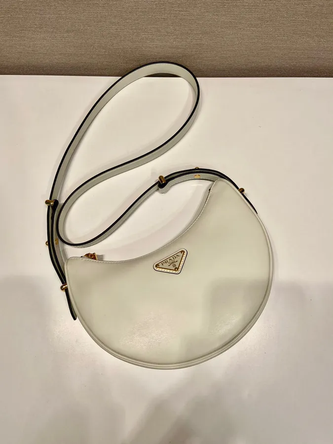 Moon Handbag in Grained Calfskin