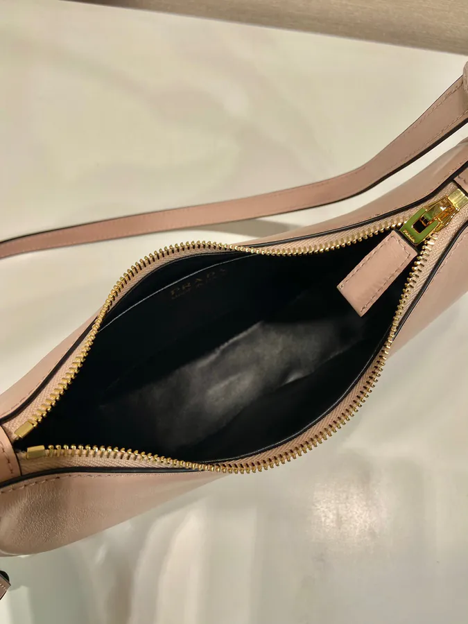 Moon Shoulder Bag in Grained Calfskin