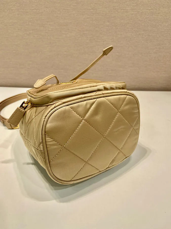 Celebrity Embroidered Bucket Bag 1BH038