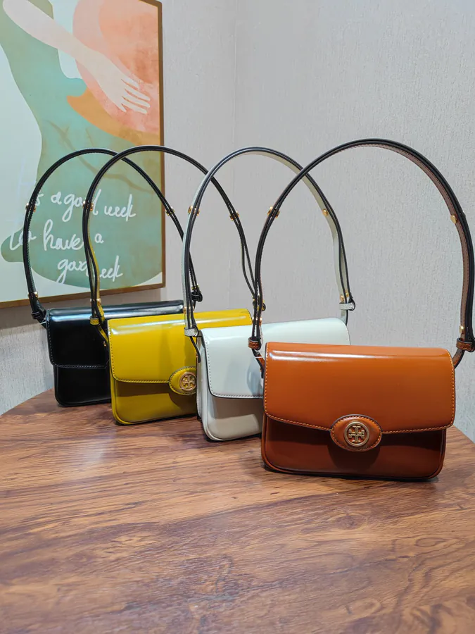 TORY BURCH Robinson Crossbody Bag with Leather Texture