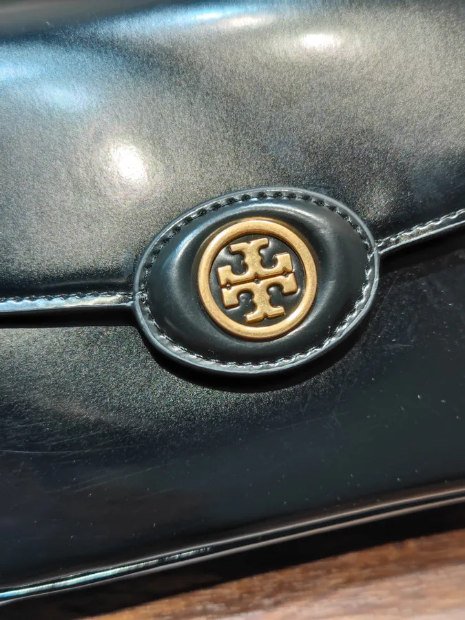 TORY BURCH Robinson Crossbody Bag with Leather Texture
