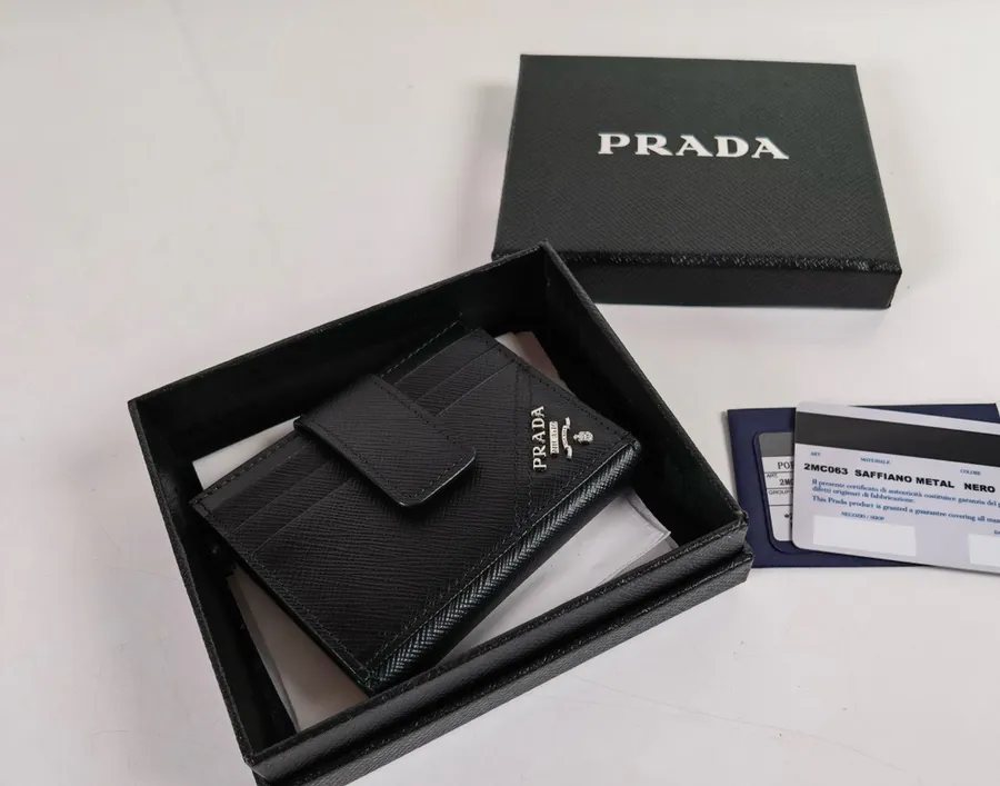 P House Men's Foldable Card Holder