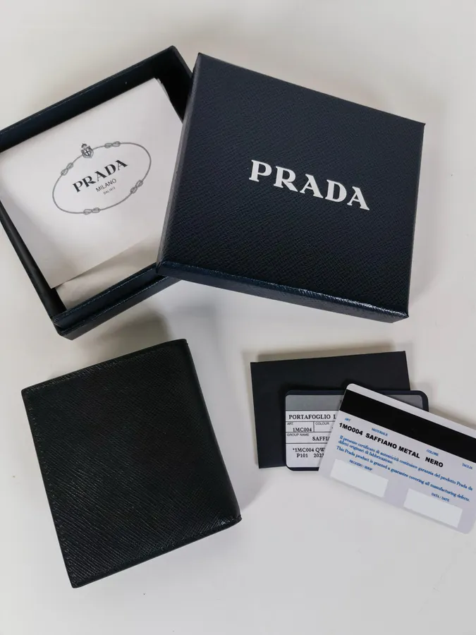 P Family Short Wallet Crosshatch Calfskin