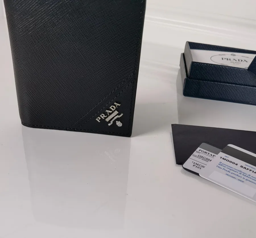 P Family Short Wallet Crosshatch Calfskin
