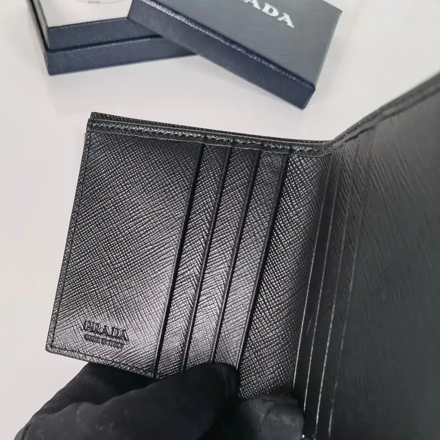 P Family Short Wallet Crosshatch Calfskin