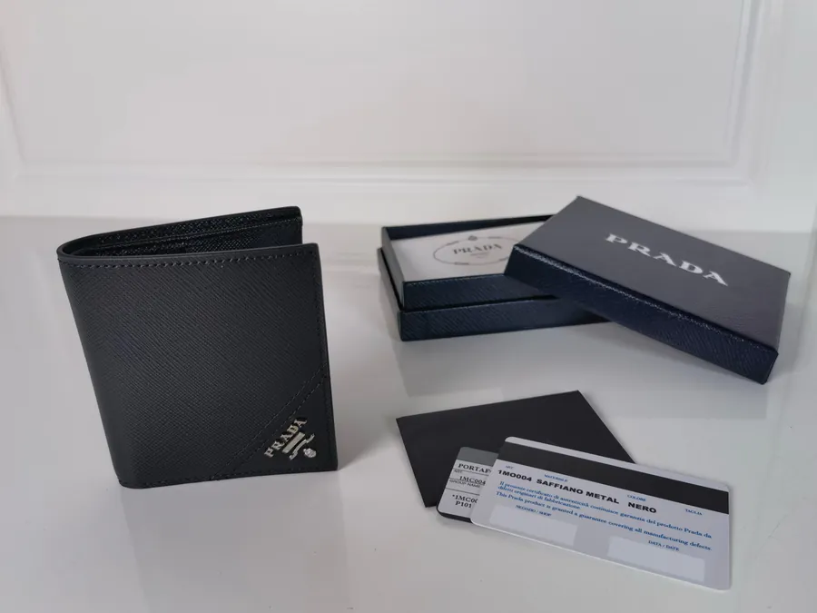 P Family Short Wallet Crosshatch Calfskin