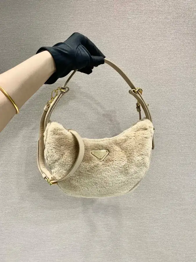 Moon Handbag with Wool and Leather