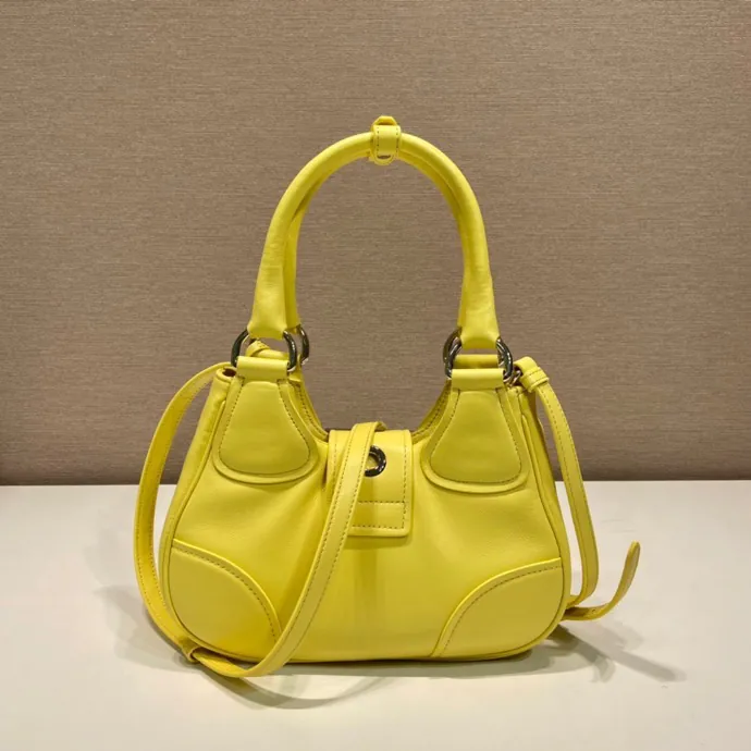 New Moon Handbag 1BA381 Full Lamb Leather