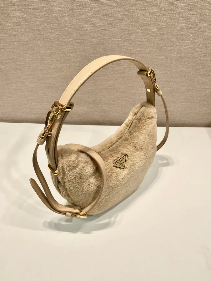 Moon Handbag with Wool and Calfskin