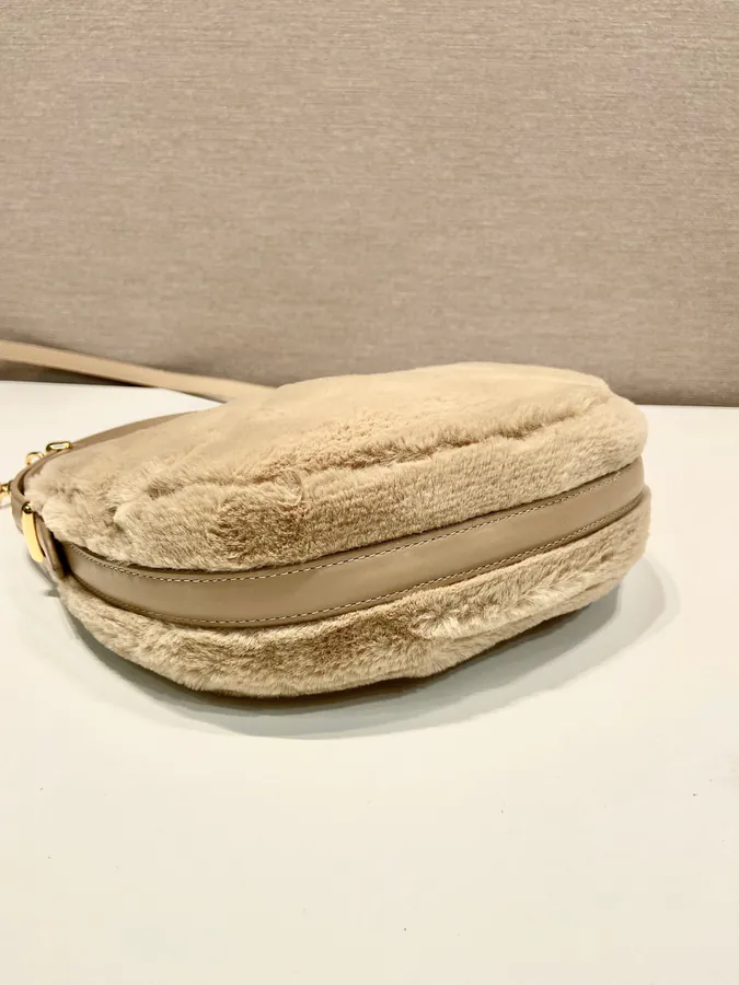 Moon Handbag with Wool and Calfskin