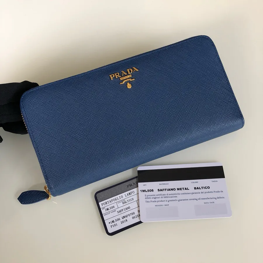 P House Crosshatch Wallet with Single Zipper, Navy Blue, 1ML506