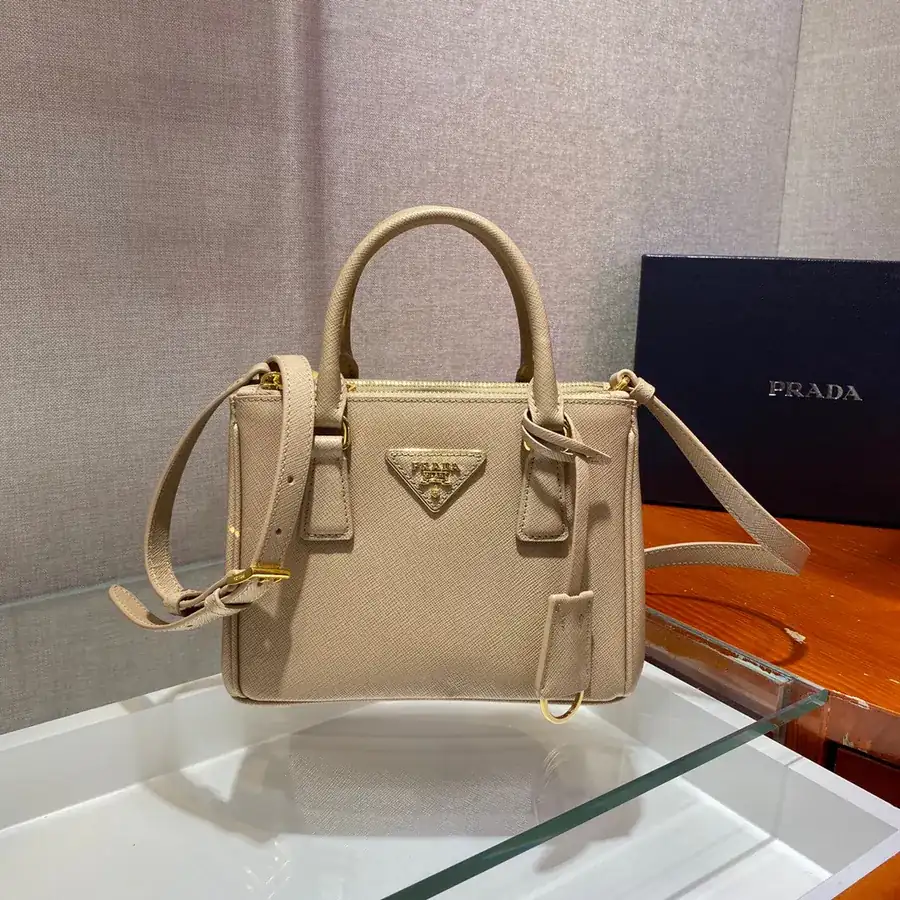 Galleria Mini Handbag with Detachable Strap