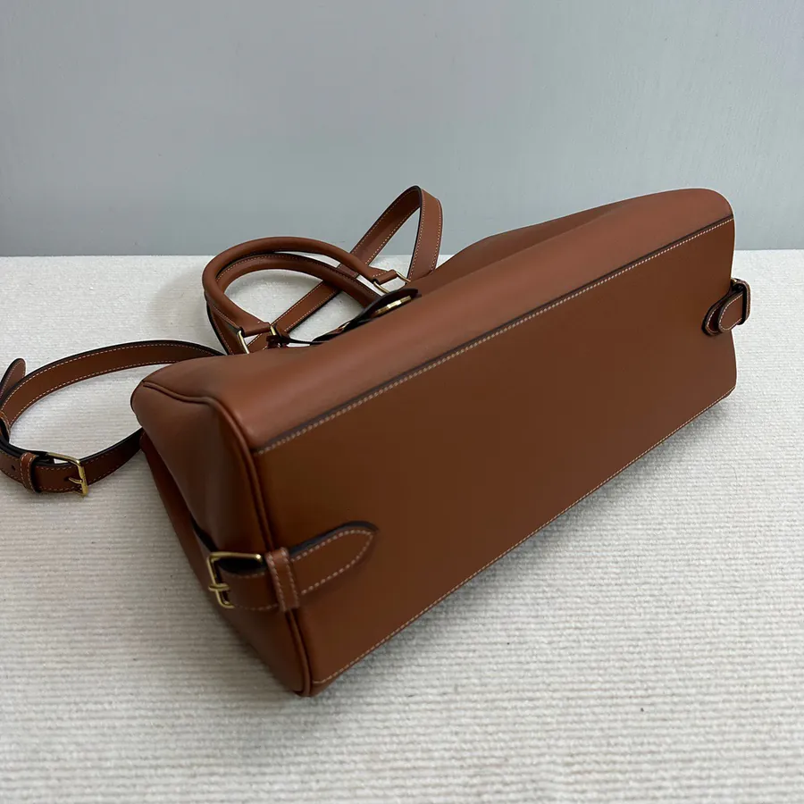 AOLINE Original Leather Commute Bag