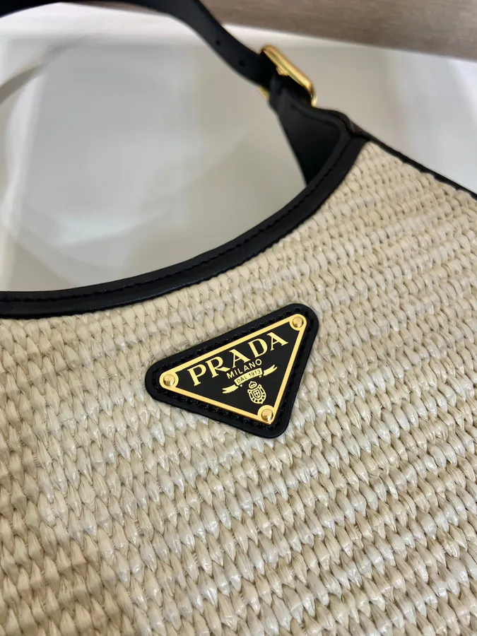 New Cleo 1BC179 Straw Crossbody Bag