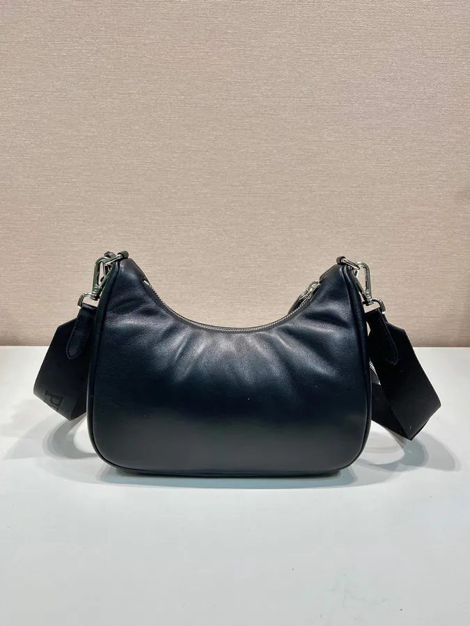 Celebrity Bucket Bag with Removable Strap and Chain