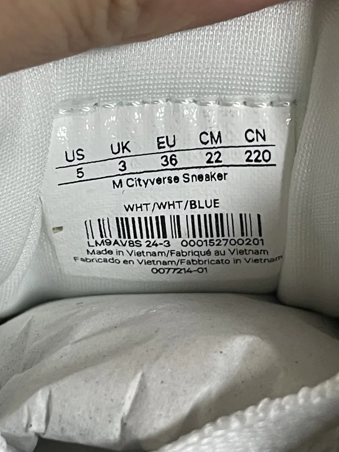 Lululemon Cityverse Comfortable and Durable Low Top Lifestyle Sneakers, Unisex, White