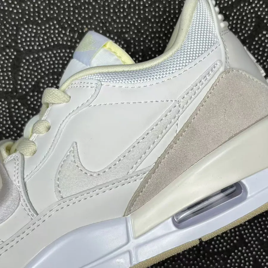 YS Low Top White Sneaker