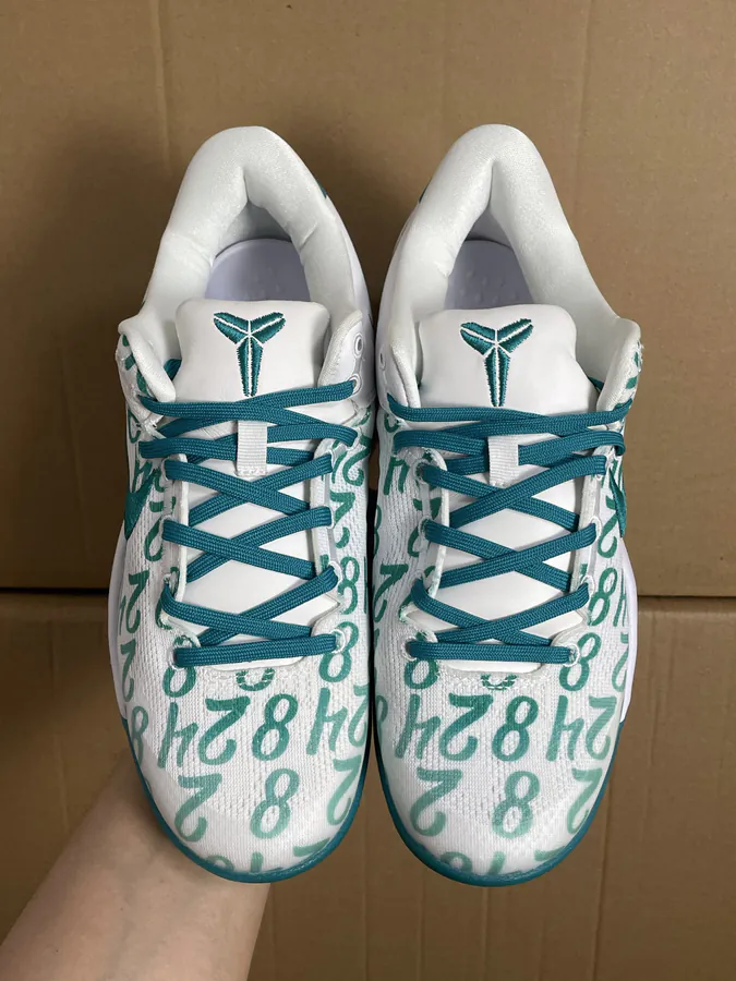 8 Protro Lakers Away Basketball Shoes Men Women White Green Print