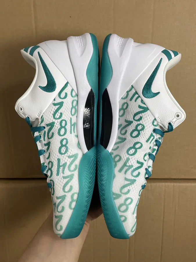 8 Protro Lakers Away Basketball Shoes Men Women White Green Print