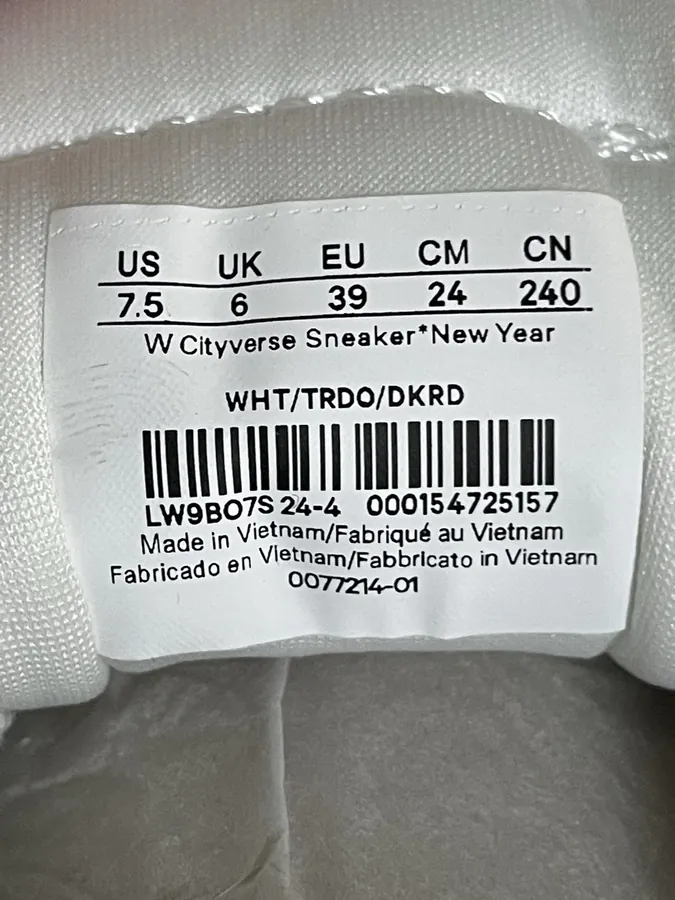 Lululemon Cityverse 2024 New Color Snake Year Limited Edition Sneaker