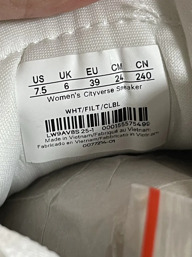 Lululemon Cityverse Comfortable and Durable Low Top Lifestyle Sneakers, Unisex White