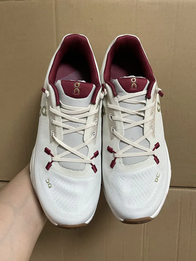 On Running Oudtilt Running Shoes