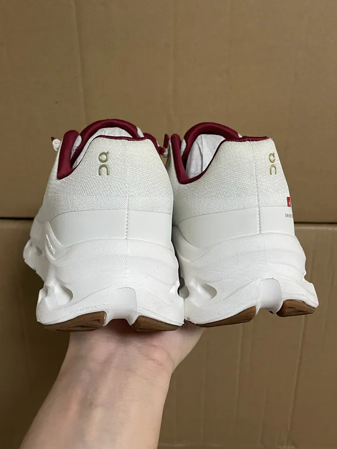 On Running Oudtilt Running Shoes