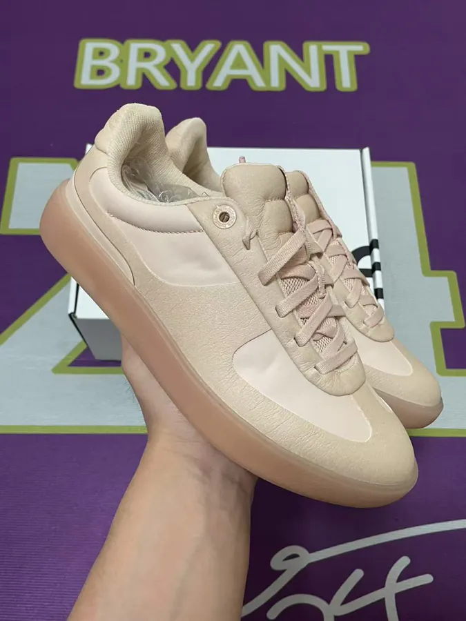 Lululemon Cityverse Soft Comfort Sneaker in Pink