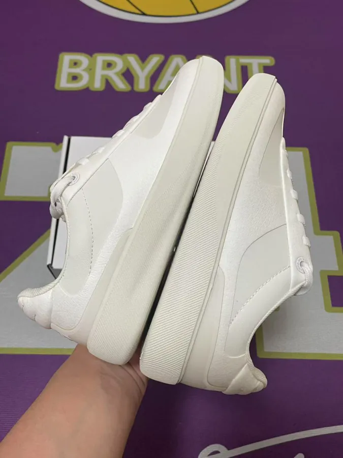 Lululemon Cityverse Soft Comfort Sneaker in Pure White