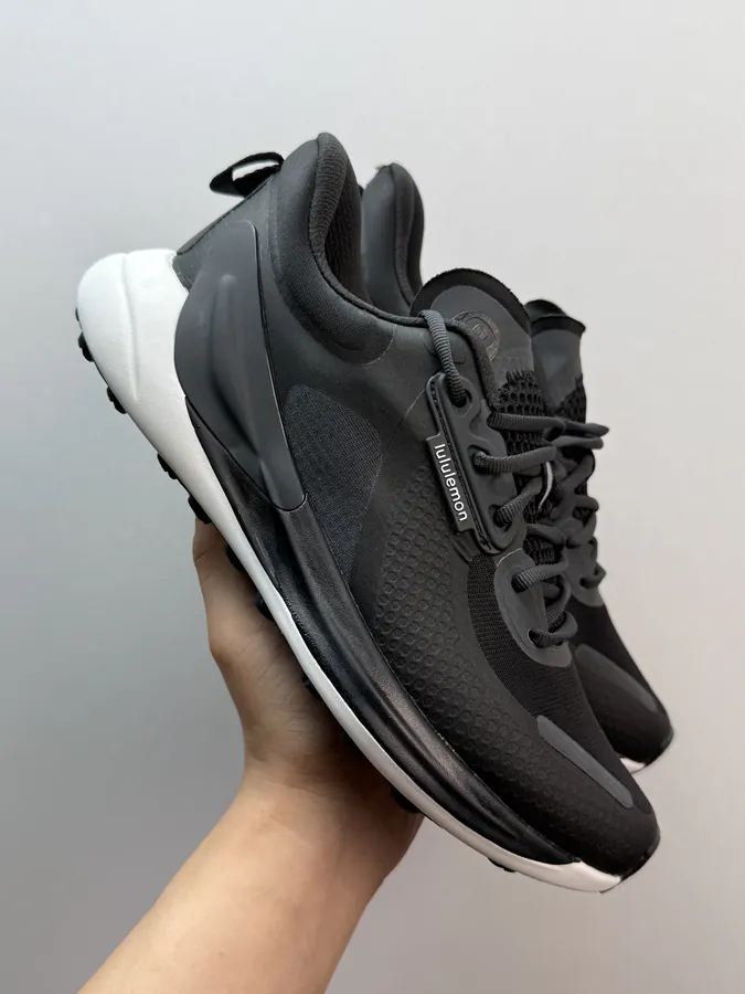 Lululemon Blissfeel Trail Black