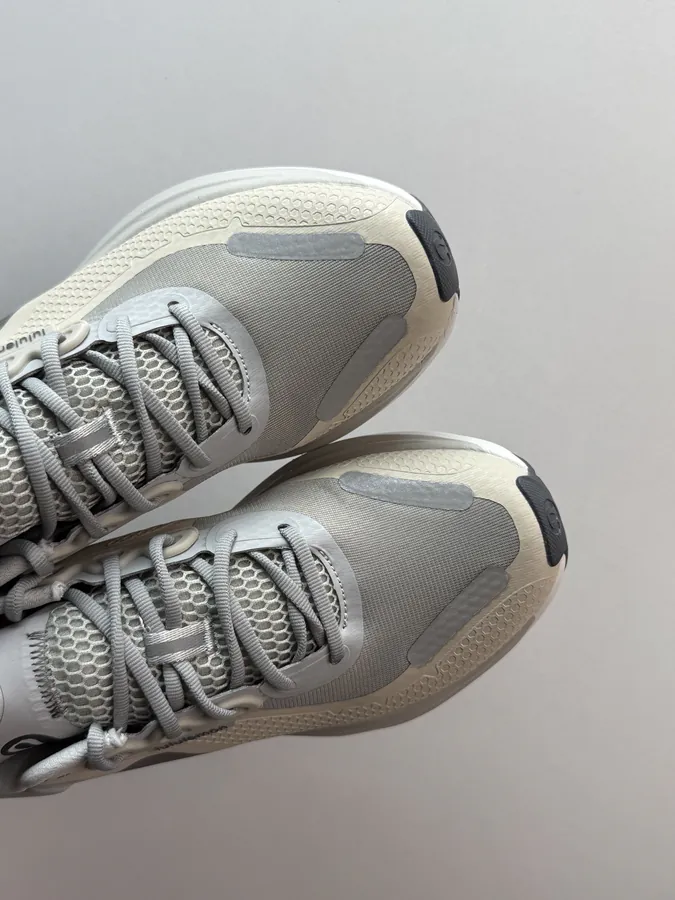 Lululemon Blissfeel Trail in Gray