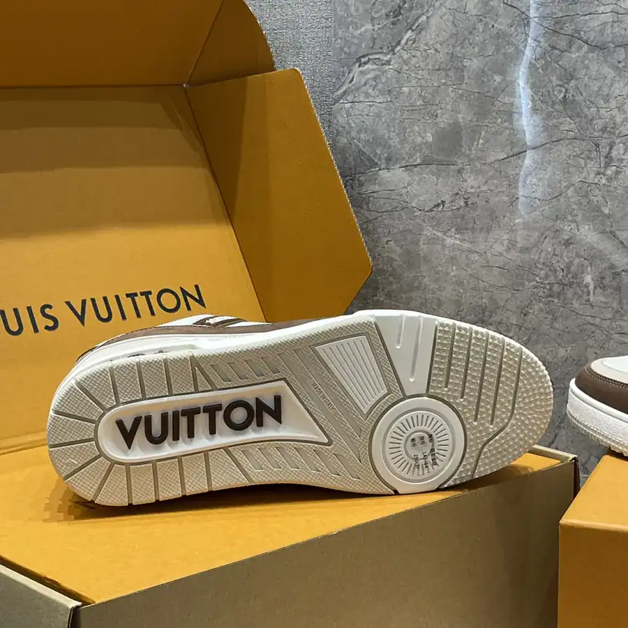 Couple Exclusive Luggage Trainer