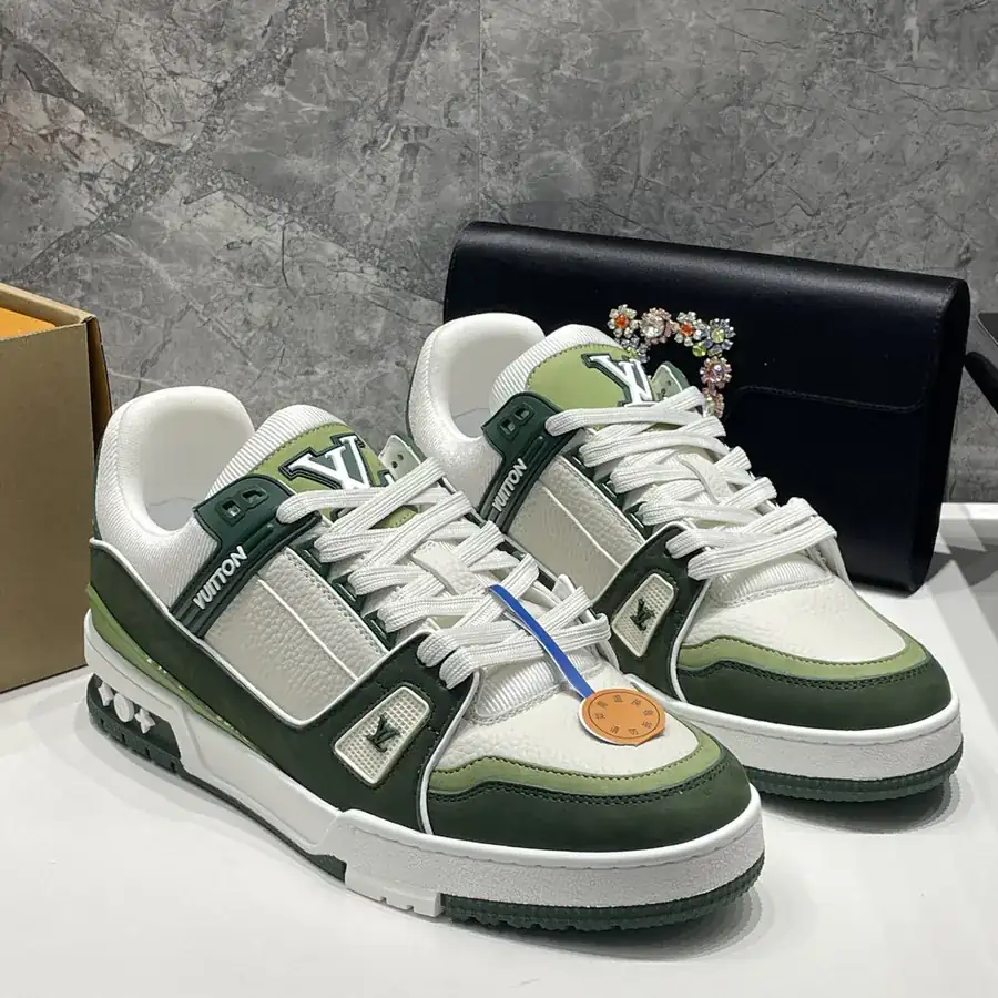 Couple Edition Luggage Trainer