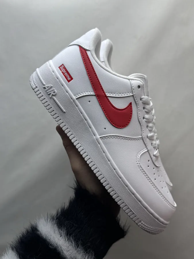 Supreme x Nike Air Force 1 White Red