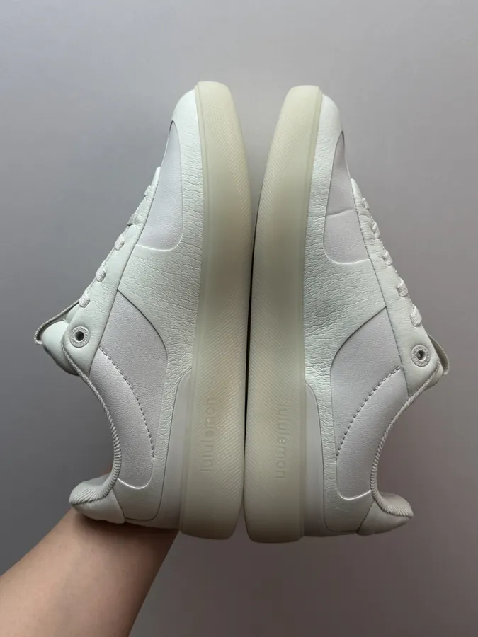 Lululemon Cityverse Bucket Bag in Beige