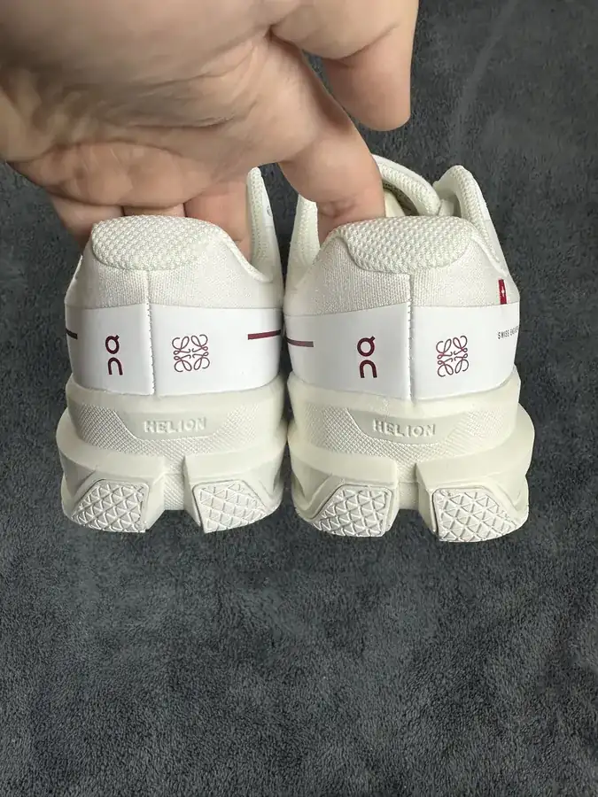 On Running Casual Shoes