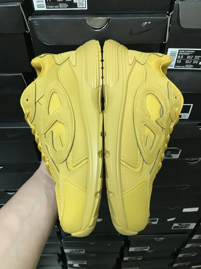 STONE ISLAND x B30 Sneaker with Round Toe and Laces