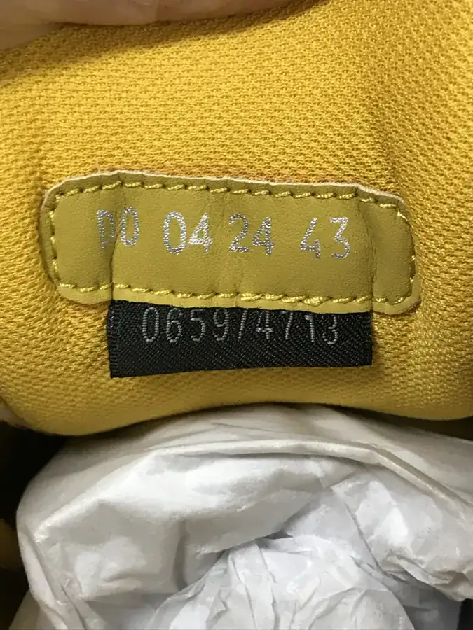 STONE ISLAND x B30 Sneaker with Round Toe and Laces
