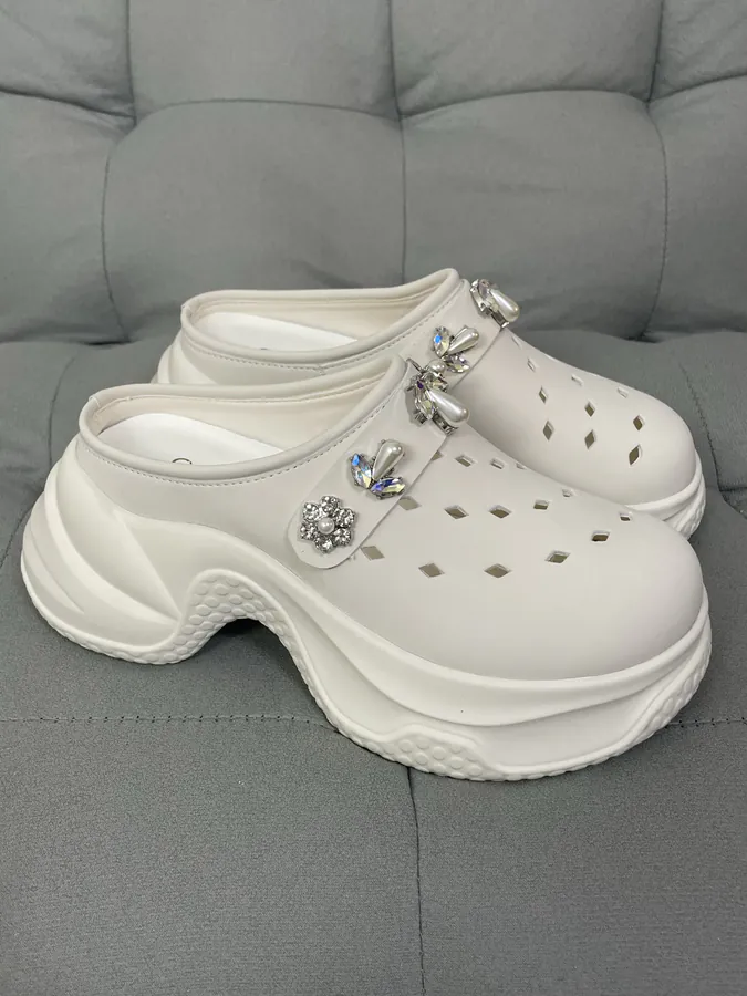 GG CC Retro Thong Sandals for Women