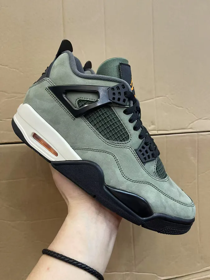 UNDEFEATED X Air 4 Retro Basketball Shoes Men's Military Green