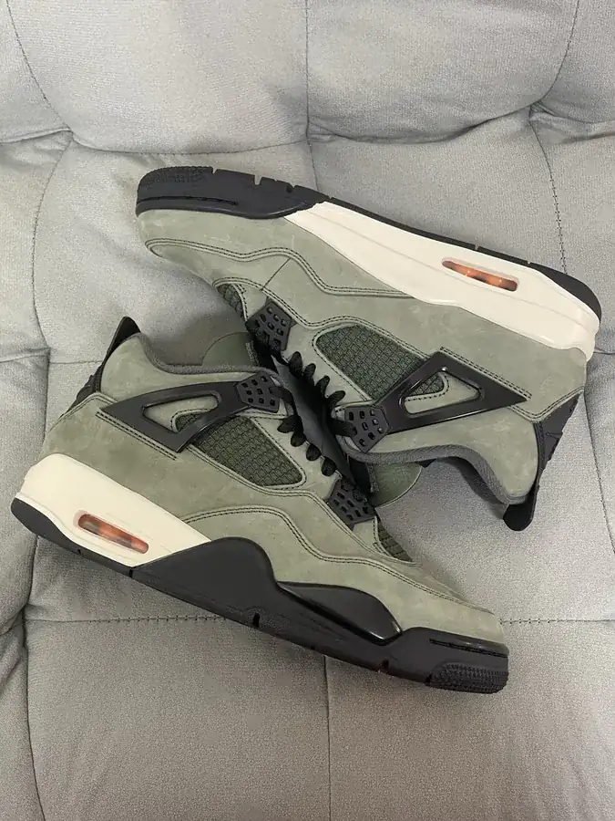 UNDEFEATED X Air 4 Retro Basketball Shoes Men's