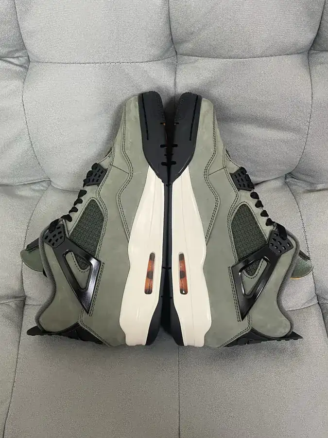 UNDEFEATED X Air 4 Retro Basketball Shoes Men's
